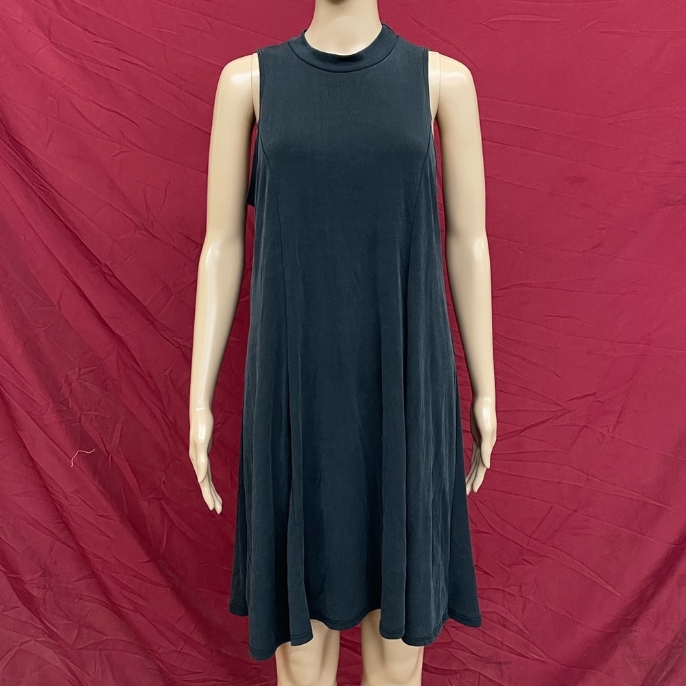 Mikey & Joey Mock Turtleneck Sleeveless midi Dress size large